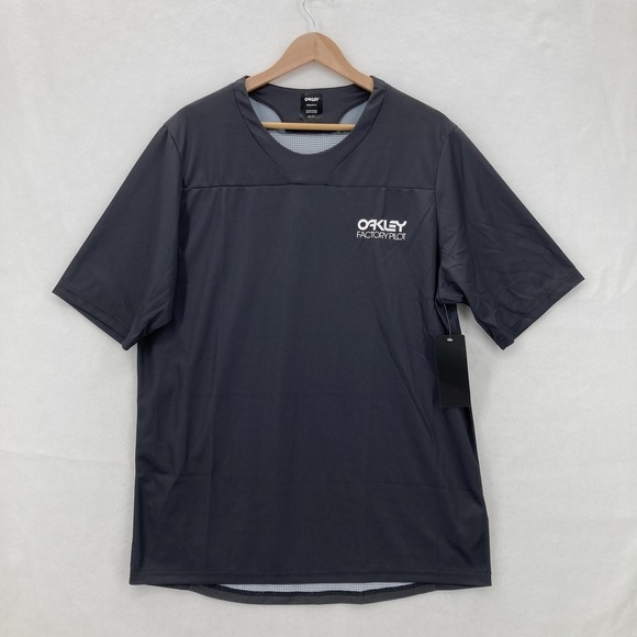 Oakley Shirt Mens Large Gray New Cascade Trail Tee Factory Pilot Outdoor Hiking - Picture 1 of 15